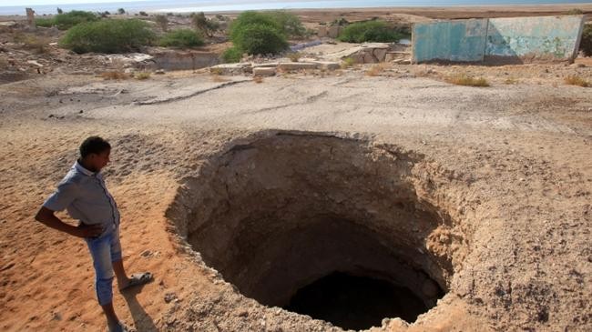 jordan sinkhole dead sea