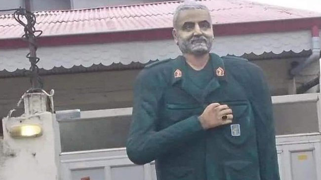 kashem soleimani statue1