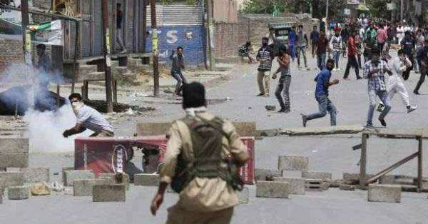 kashmir clash two more peoples died