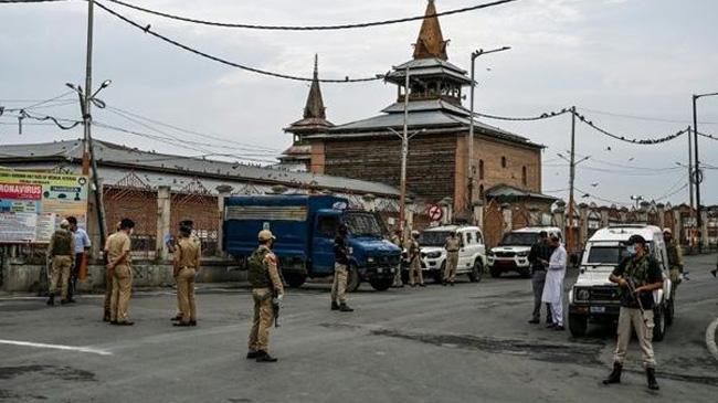 kashmir curfew 2