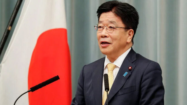 katsunobu kato japan cabinet secretary