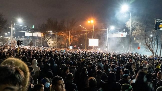 kazakh govt declares emergency rally