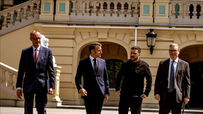 keir starmer friedrich merz emmanuel macron and volodymyr zelensky