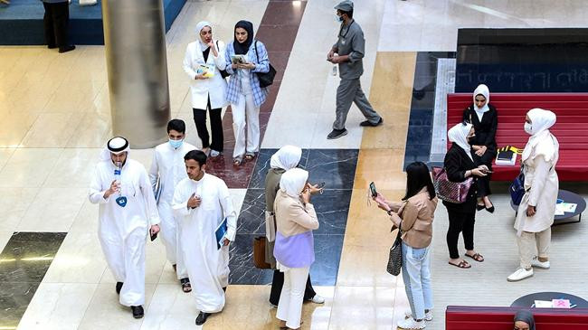 kuwait to ban co education