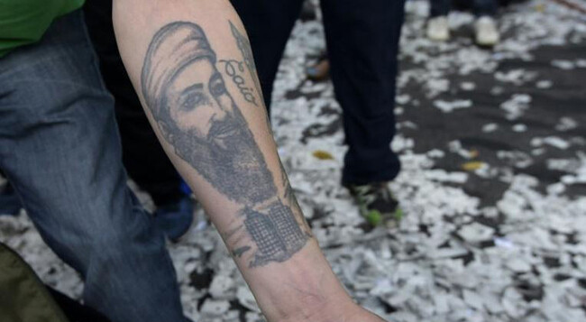 laden 3