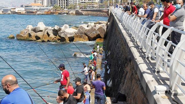 lebanon people catching fisha