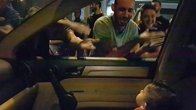 lebanon protest boy