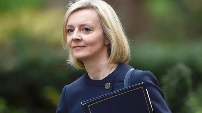 liz truss british cabinet minister