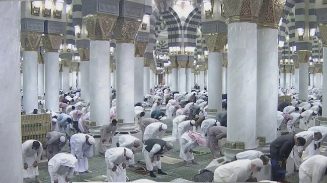 makka namaz during cv1