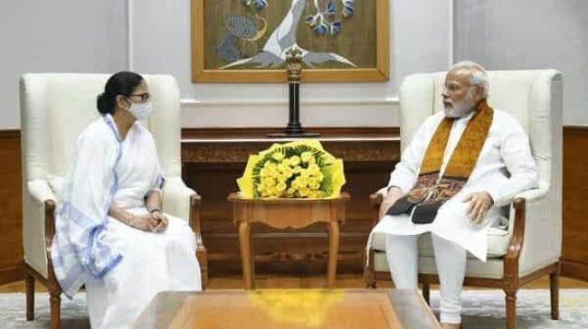 mamata banerjee meets pm narendra modi