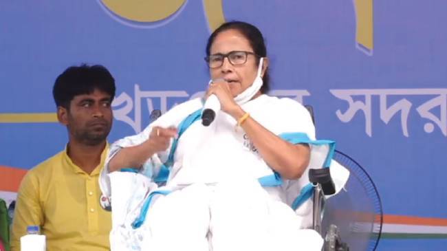 mamta banerjee demands to cancel visa of modi