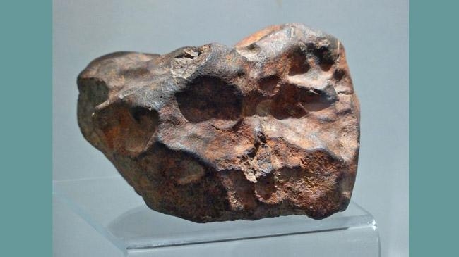 meteorites on display