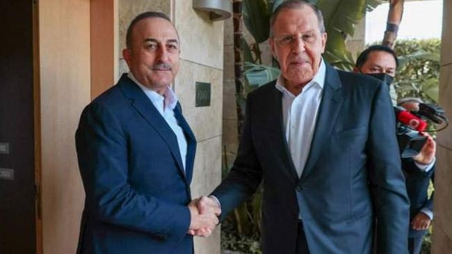 mevlut cavusoglu welcomes sergei lavrov