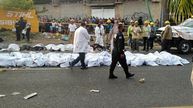 mexico truck over turn migrant inner