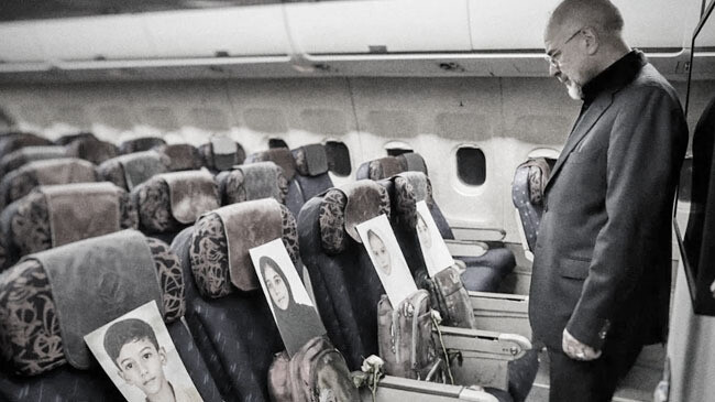 ইরানি প্রতিনিধিদলের উড়োজাহাজে মিনাবের বিদ্যালয়ে হামলায় নিহতদের ছবি