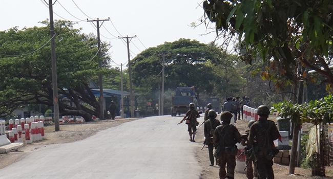 miyanmar army ptroll in rakhain