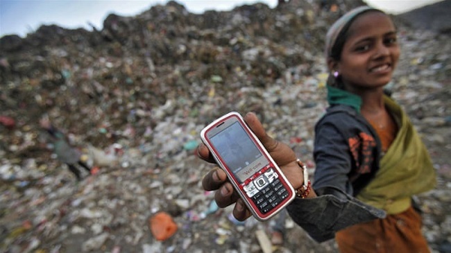 mobile with indian girl