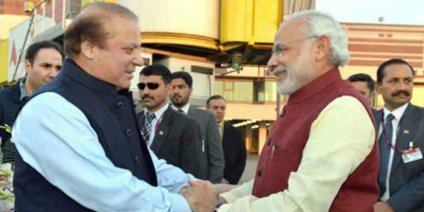 modi and nowaz sharif meet in lahore