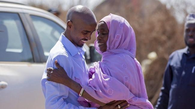 mohammad farah and his mother