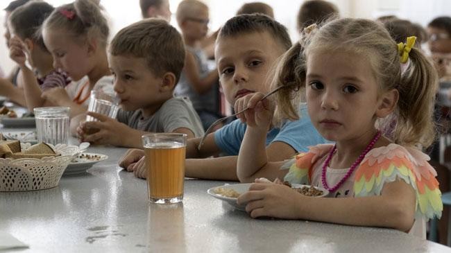 moscow grabs ukrainian kids