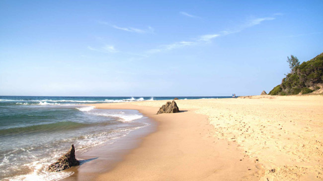 mozambiquie sea shore