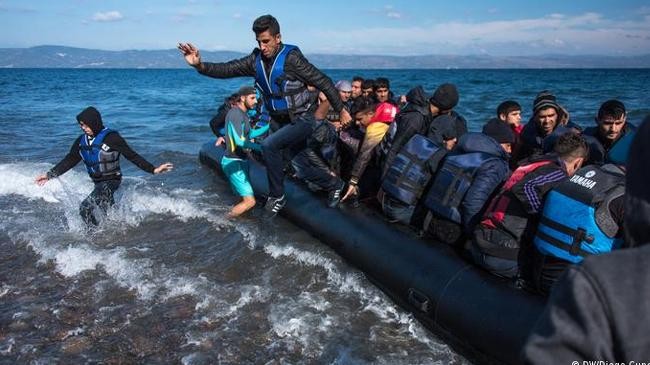 muslim refugees in greece