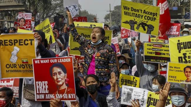 myanmar coup thousands displaced