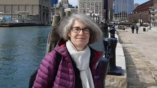 nathalie becquart pope