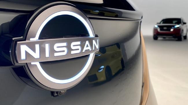 nissan car