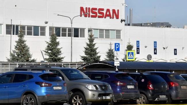 nissan factory