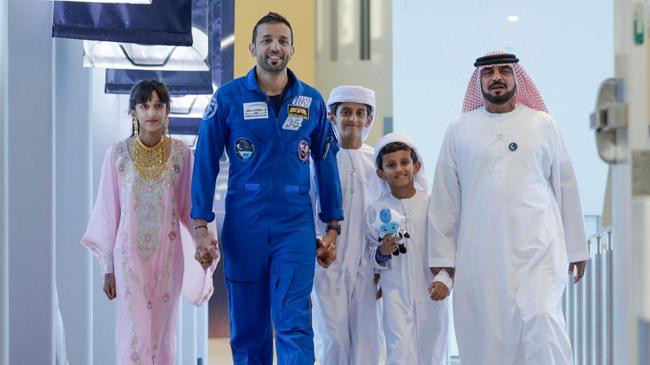 niyadi with his family