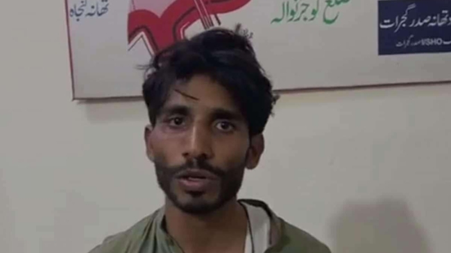 no one is behind me attacker tells police