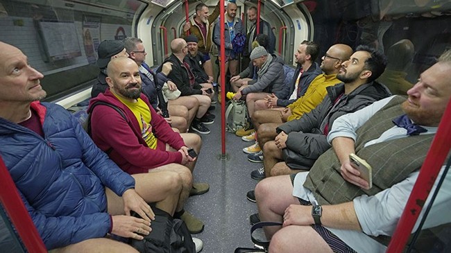 no trouser day in metro rail