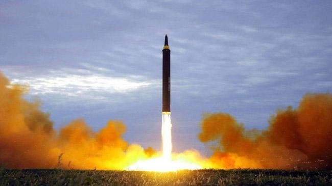 north korea hwasong 12 missile