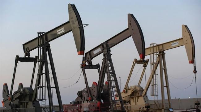 oil companies record profits