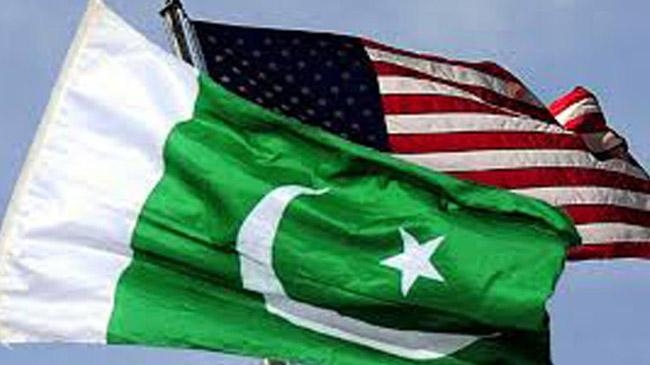 pakistan and us flag