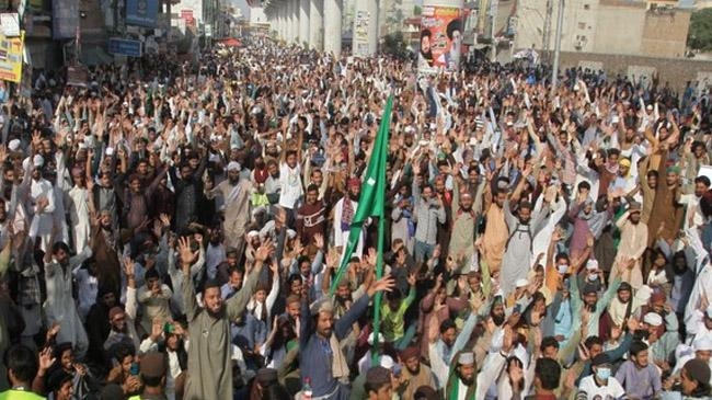 pakistan ban coverage tlp