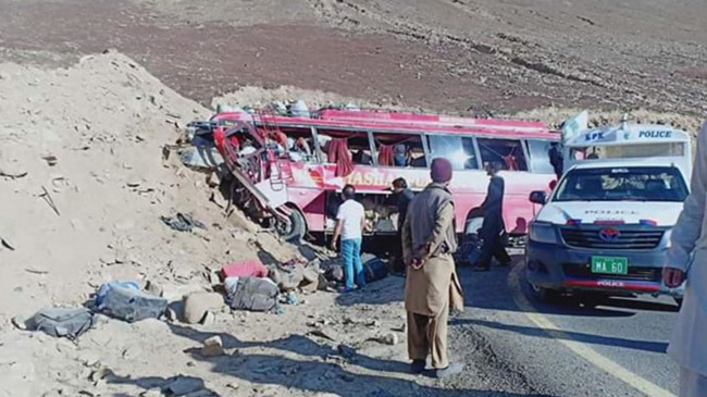 pakistan bus accident