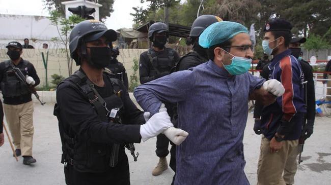 pakistan doctor arrested