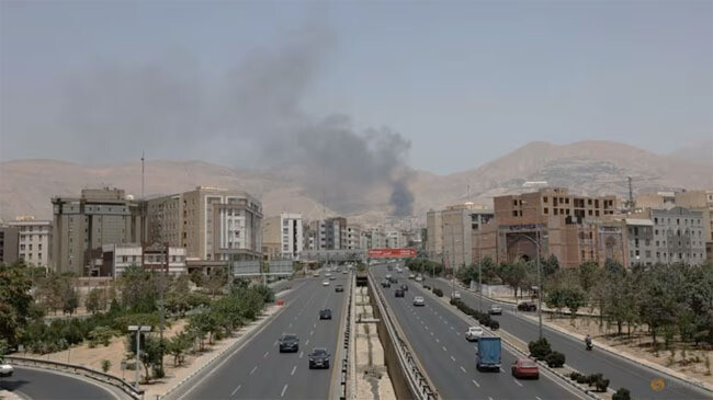 pakistan iran border close