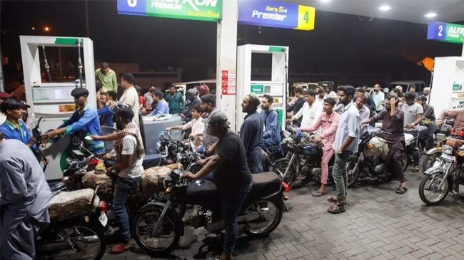pakistan petrol pumps