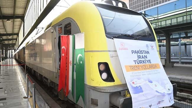 pakistan turkey train