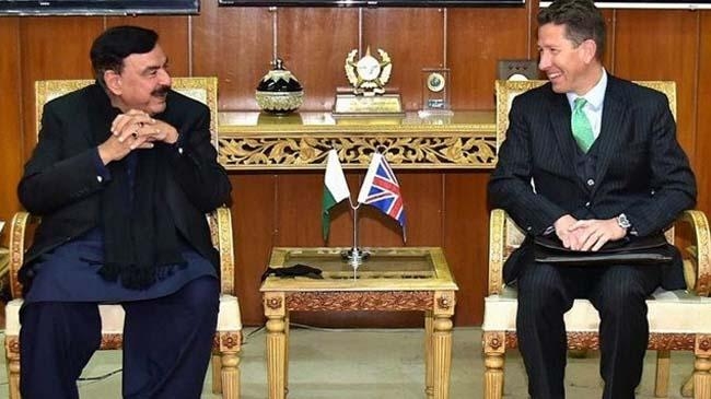 pakistan uk agree to ink pact