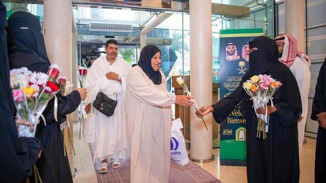 palestinian pilgrims arrived at king abdulaziz international airport