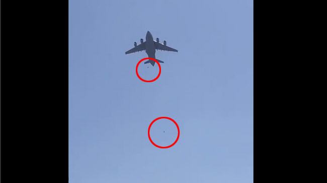 people fell from us plane