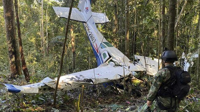 plane crash in colombian jungle