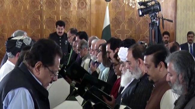 pm shehbaz sharif s 37 member cabinet takes oath