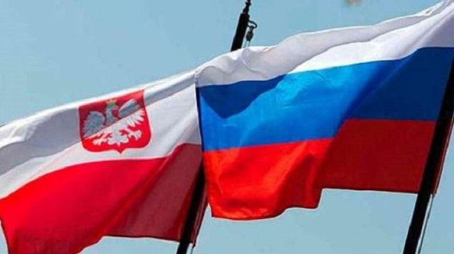 poland russia flags