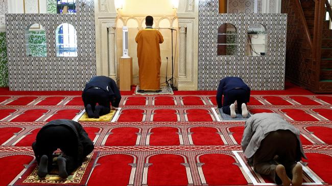 prayer at belgium mosque