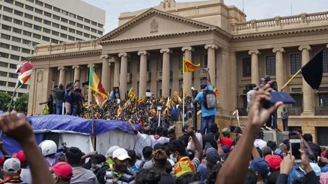 protest against sri lankan president
